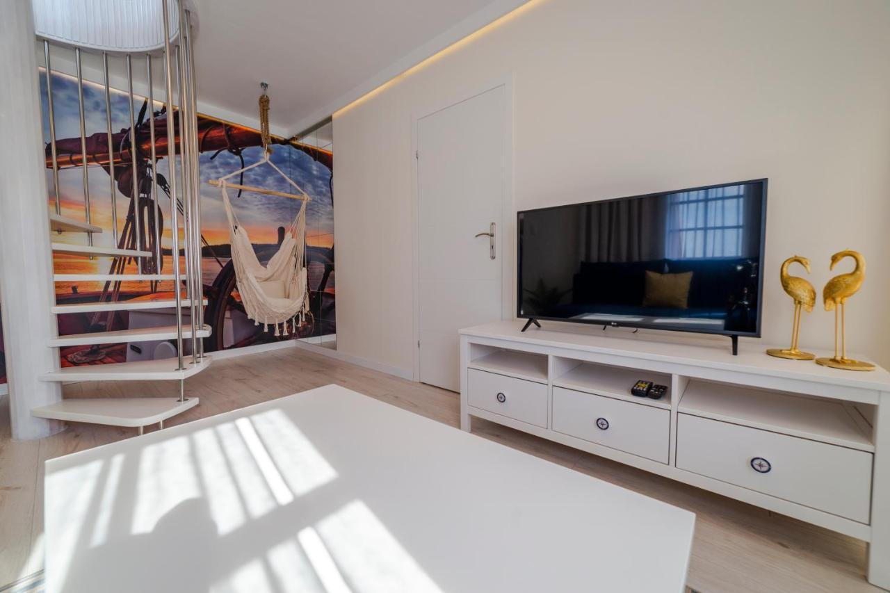 Sloneczna Przystan Apartment Mikołajki Екстериор снимка